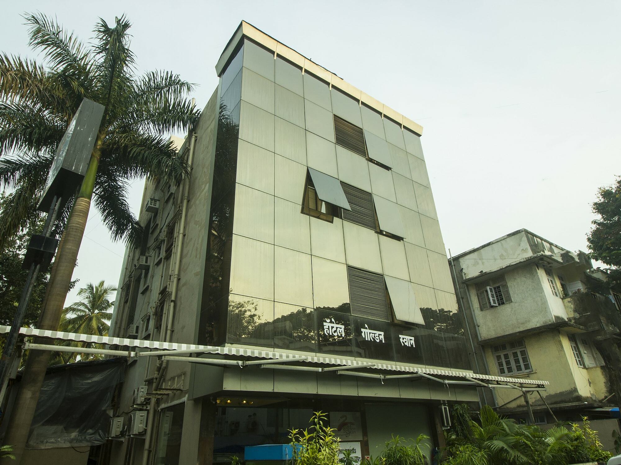 Oyo 19917 Golden Swan Hotel Mumbai Exterior photo